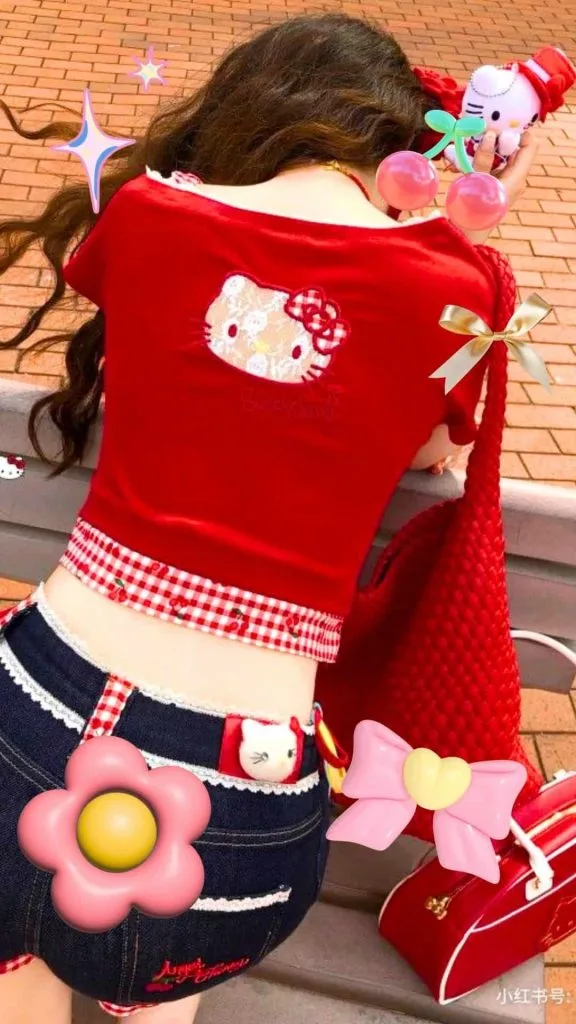 hello kitty outfits y2k