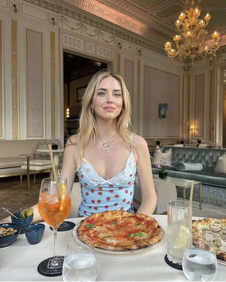 fancy pizza date outfit ideas