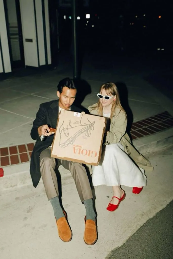 pizza date night photoshoot couple