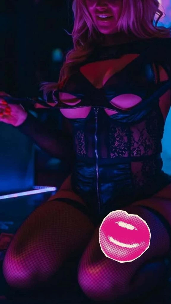 swinger party outfit ideas corset black