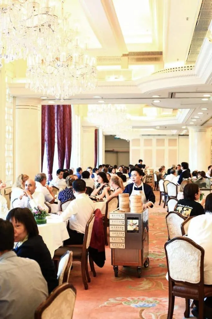 what to do in Hong kong