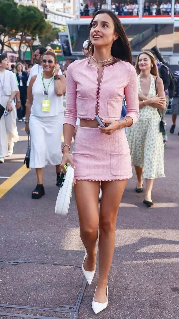 Wimbledon Fashion Spectators pink
