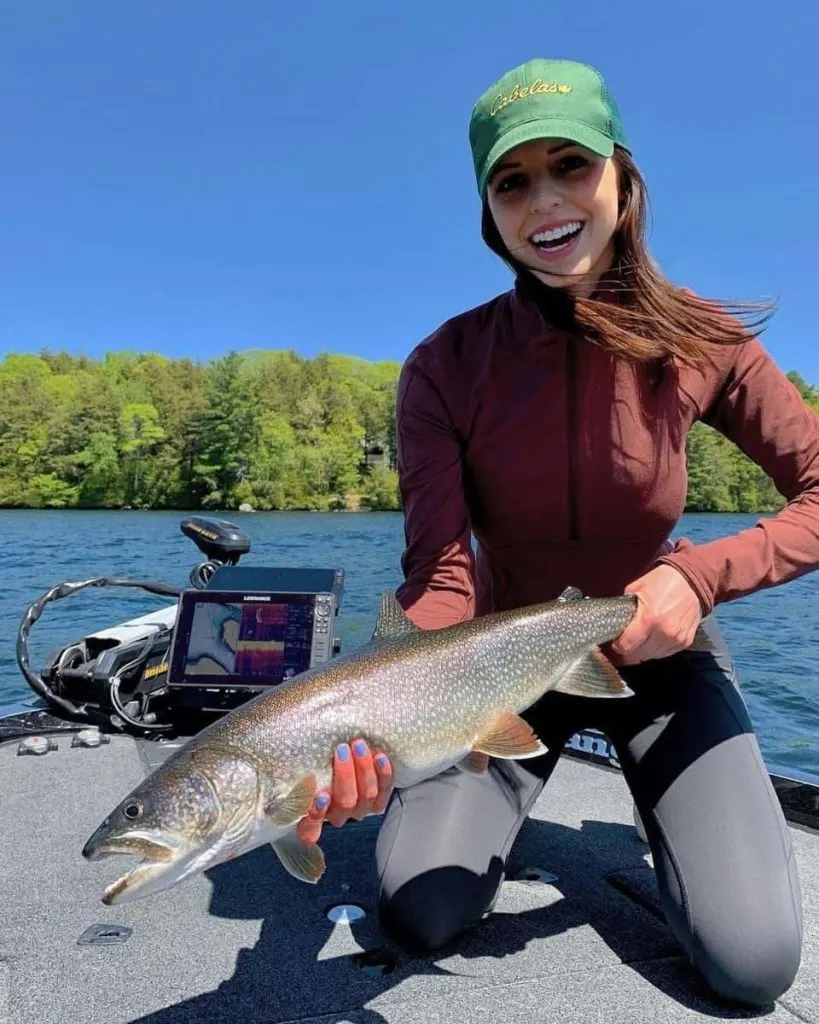 fishing date windbreaker outfits