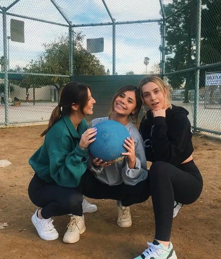 what to wear to kickball