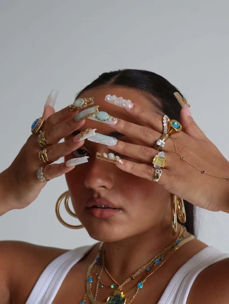 ring on every finger aesthetic