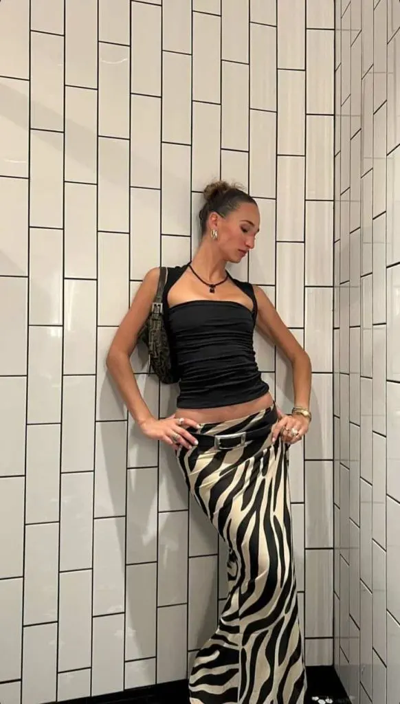 animal print long skirt outfit