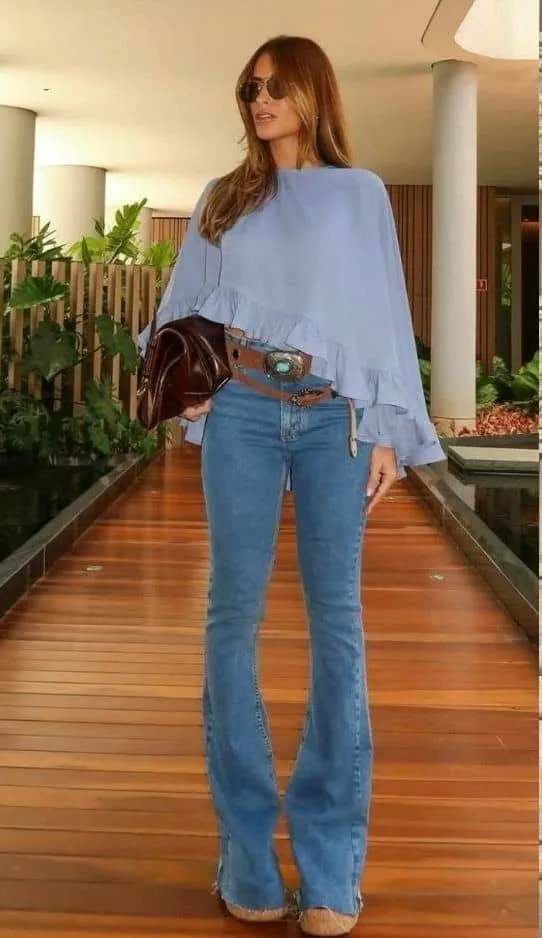 poncho top and jeans outfit idea women
