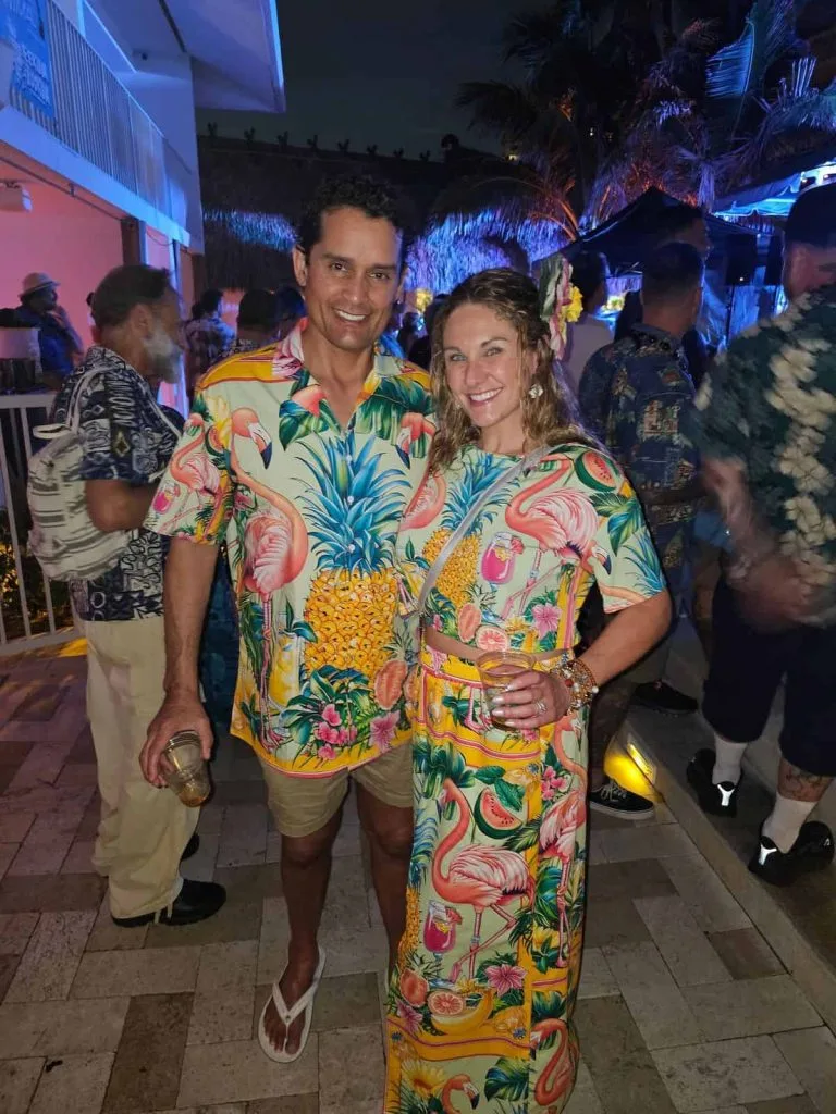 Hawaiian Shirt island themed party