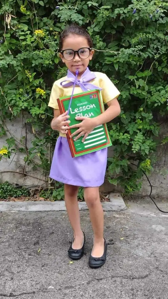 career day outfit ideas for kids teacher dress up