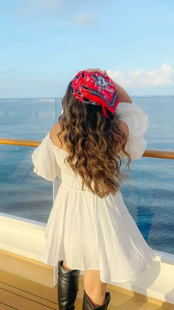 Disney Cruise outfits WOMEN white dress