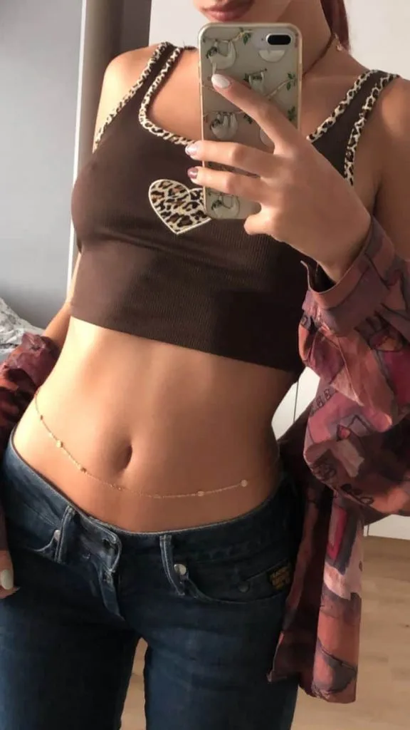 CROPPED TANK and low waist jeans