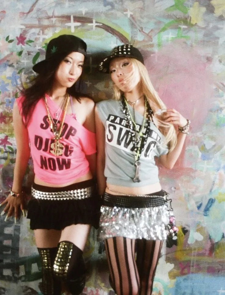 bad taste party outfit style tee