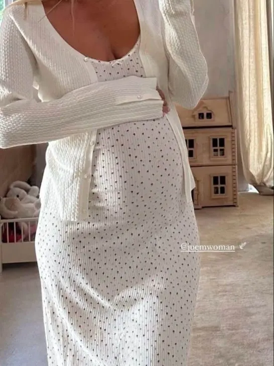 ❤️Real girls talk: can you try to lose fat while pregnant?!❤️