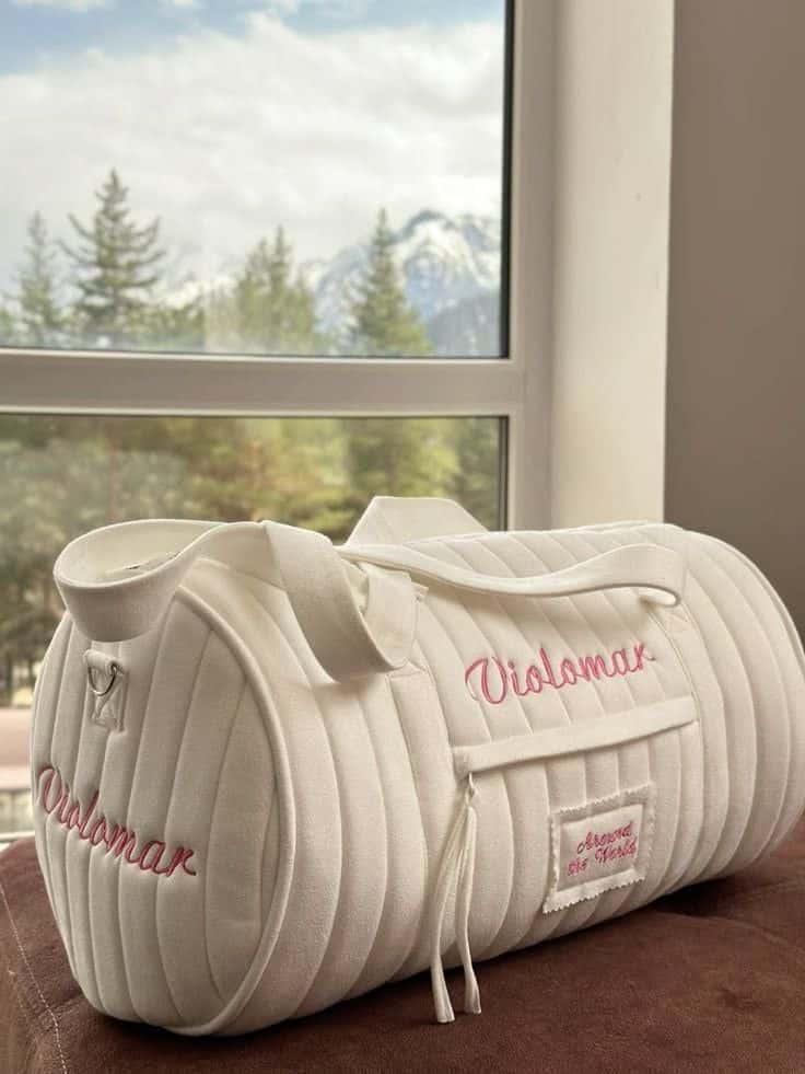 duffle bag preppy sporty