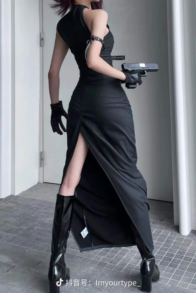 seductive spy secret agent outfit idea