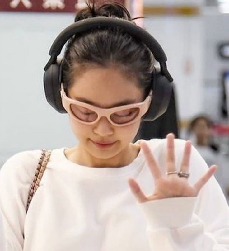 Sony WH-1000XM5 The Headphones review