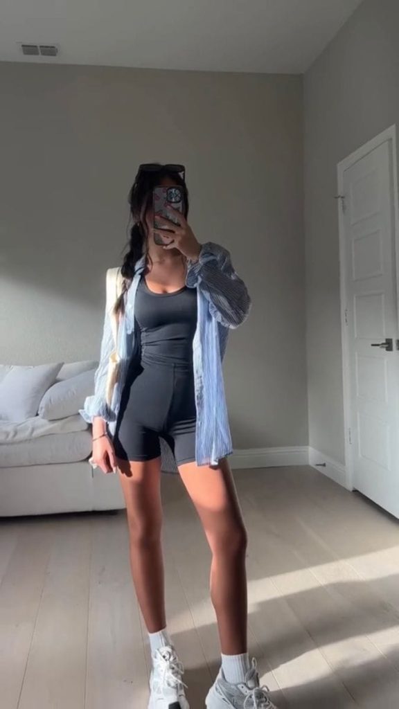 What to wear to airport jumpsuit