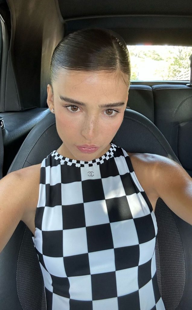 How to style dirty hair SLEEK BUN