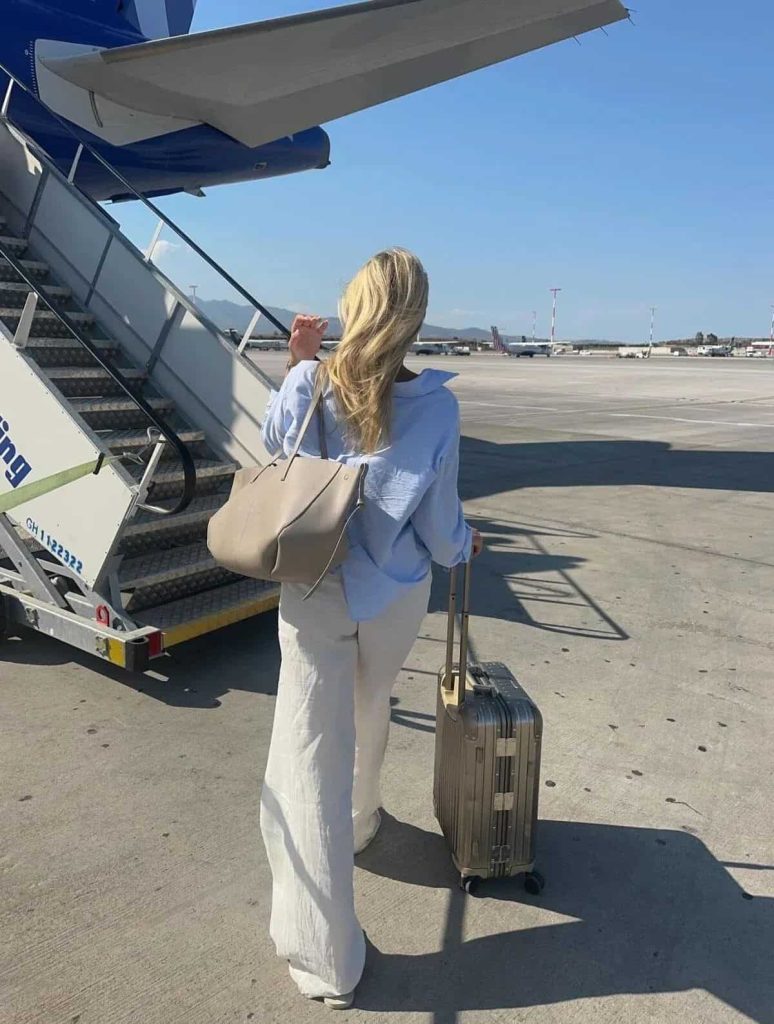 What to wear to airport casual