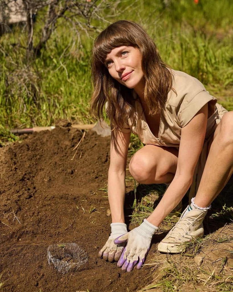 WHAT TO WEAR to plant trees
