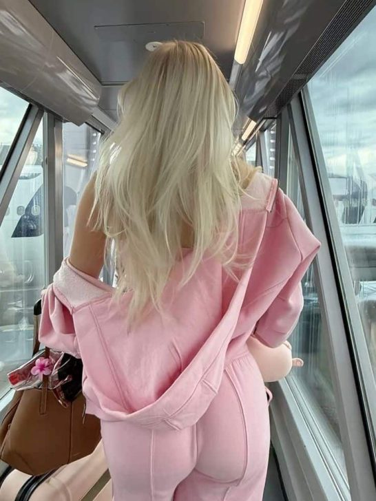 ❤️12 real-life comfy cute airport outfits + oddly specific tips!❤️