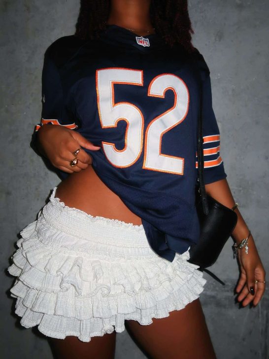 what to wear with ruffle skirt