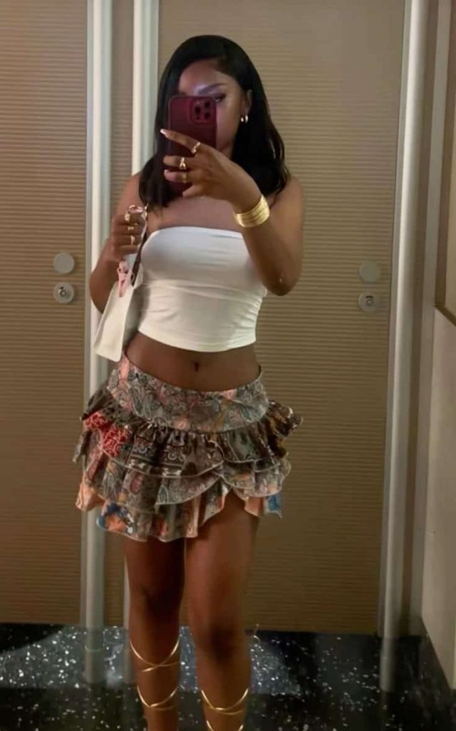 what to wear with a ruffle skirt