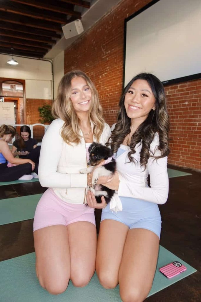 puppy yoga outfit idea