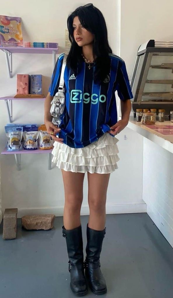 jersey top and white ruffle skirt outfit 