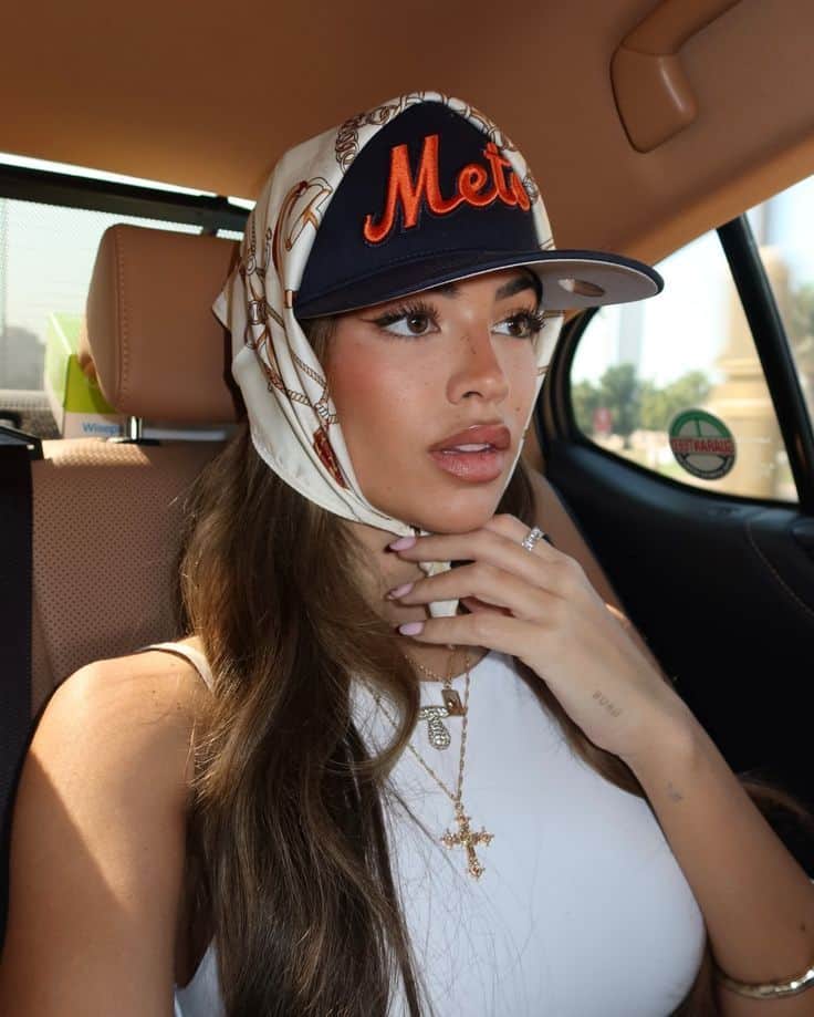 How to wear a trucker hat girl with scarf