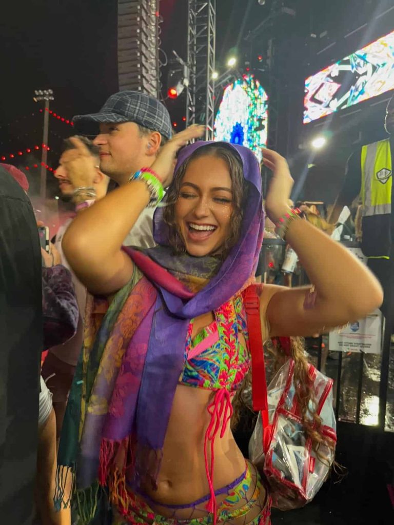 rave Pashmina outfit women fashion