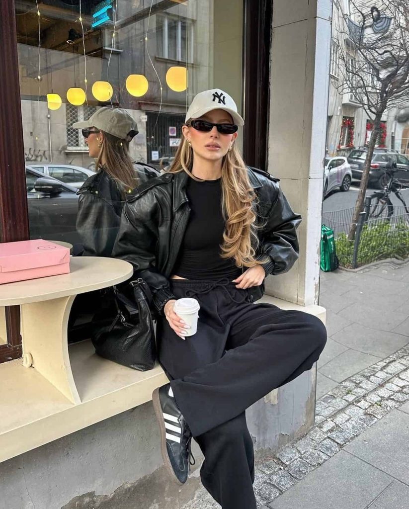 How to wear a trucker hat girl