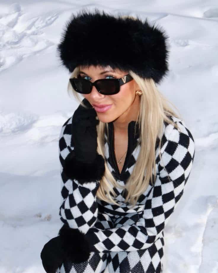 Apres ski lodge black gingham outfit