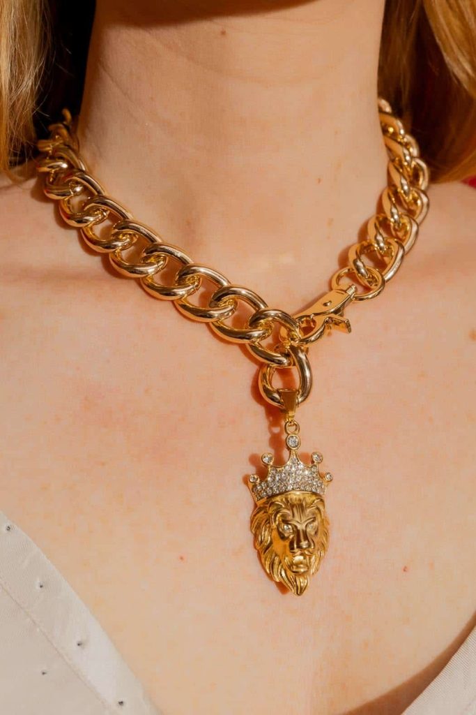Lion King broadway outfits necklace