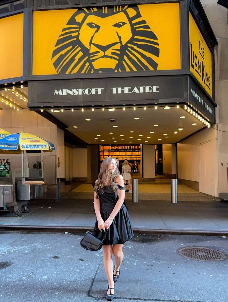 Lion King outfits broadway show
